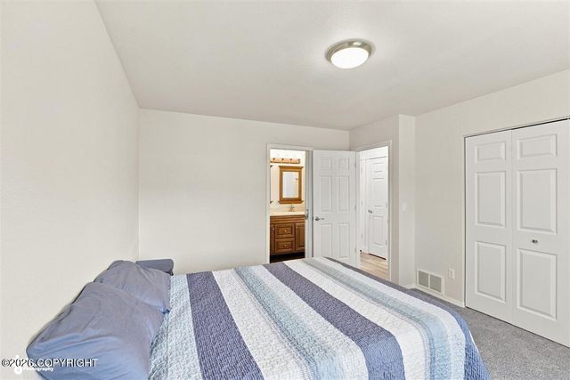1010 Bentree Circle, Anchorage, AK 99504