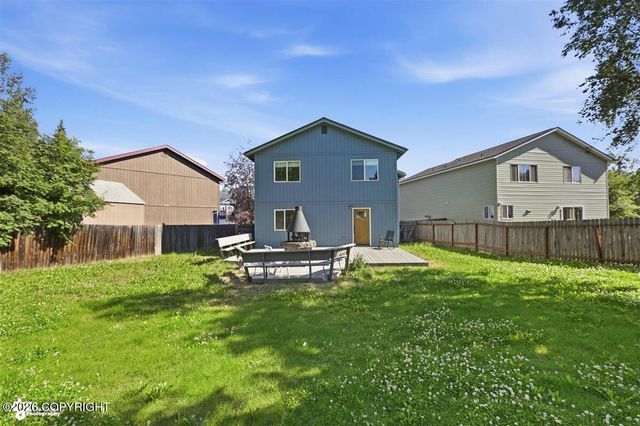 1010 Bentree Circle, Anchorage, AK 99504