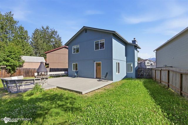 1010 Bentree Circle, Anchorage, AK 99504