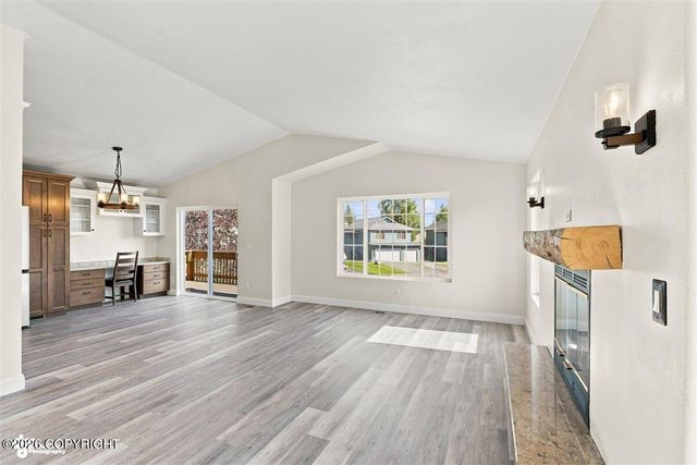 1010 Bentree Circle, Anchorage, AK 99504