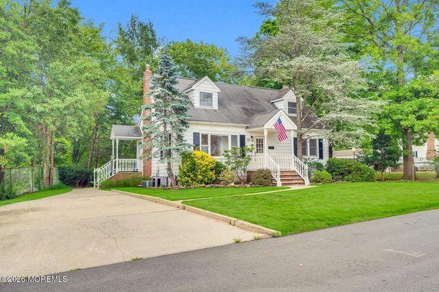 21 Park Avenue, Hazlet, NJ 07730