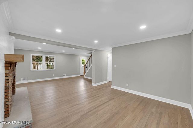 21 Park Avenue, Hazlet, NJ 07730