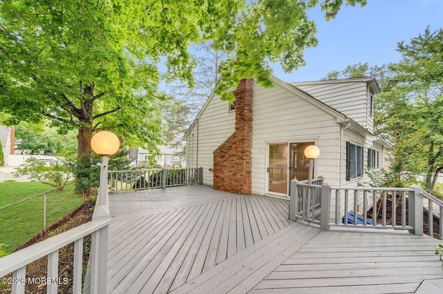 21 Park Avenue, Hazlet, NJ 07730