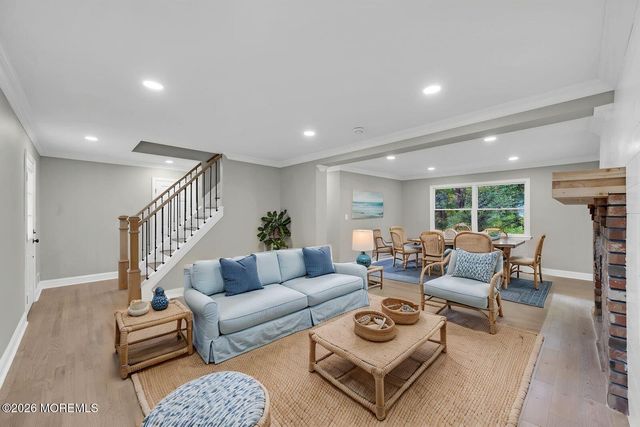 21 Park Avenue, Hazlet, NJ 07730