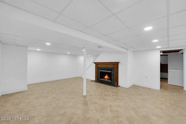 21 Park Avenue, Hazlet, NJ 07730