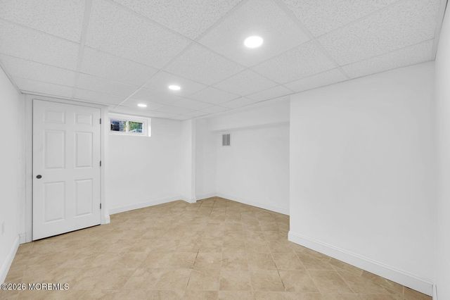 21 Park Avenue, Hazlet, NJ 07730