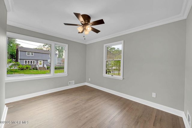 21 Park Avenue, Hazlet, NJ 07730