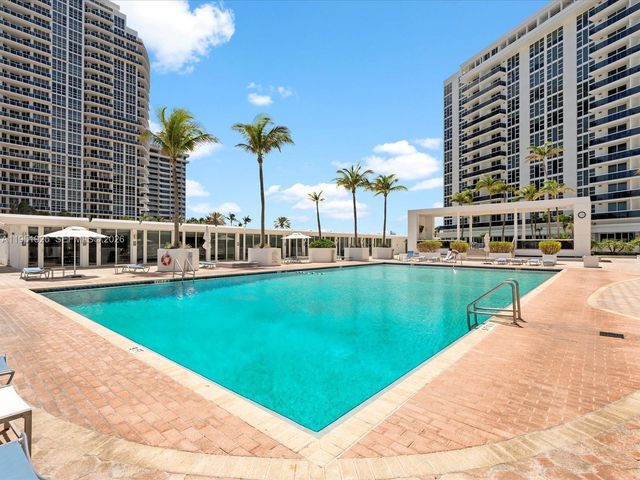 10275 Collins Ave 529, Bal Harbour, FL 33154