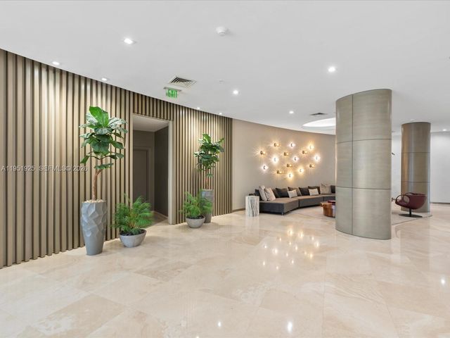 10275 Collins Ave 529, Bal Harbour, FL 33154