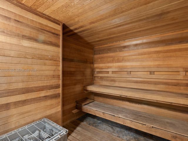 10275 Collins Ave 529, Bal Harbour, FL 33154