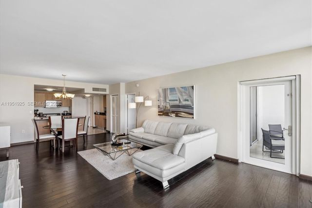 10275 Collins Ave 529, Bal Harbour, FL 33154