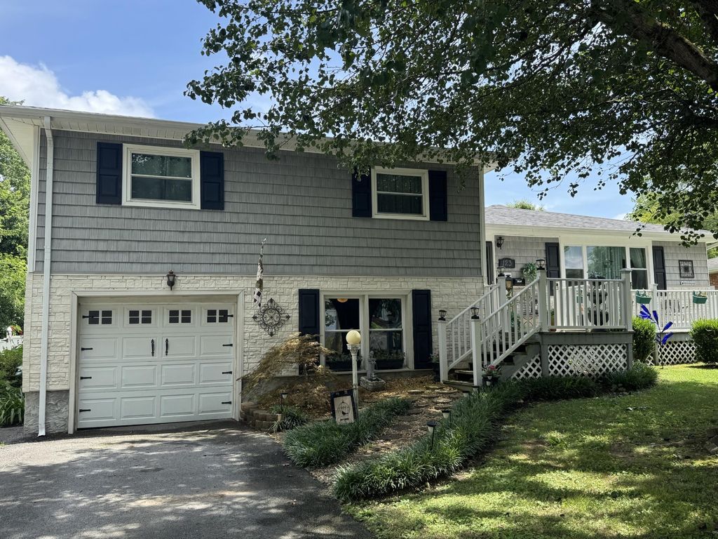 123 Coffman Drive, Fort Oglethorpe, GA 30742