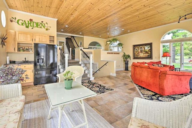 106 Bowman Road, Wisconsin Dells, WI 53965