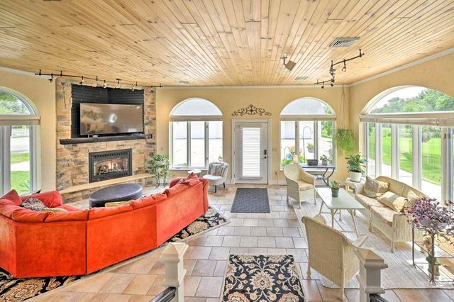 106 Bowman Road, Wisconsin Dells, WI 53965