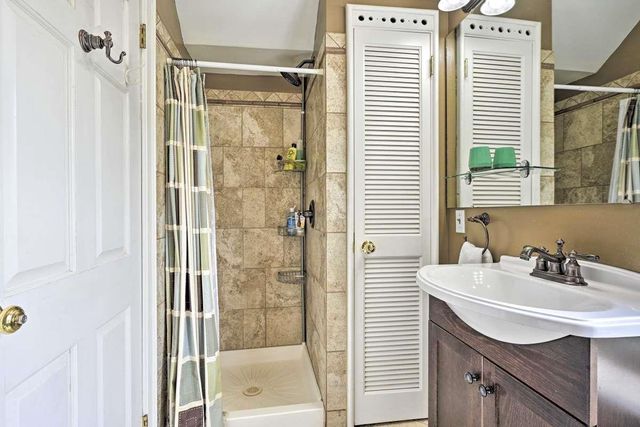 106 Bowman Road, Wisconsin Dells, WI 53965