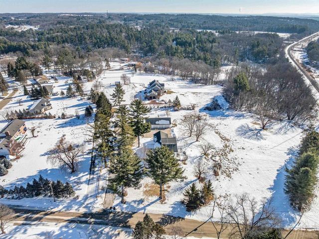 106 Bowman Road, Wisconsin Dells, WI 53965