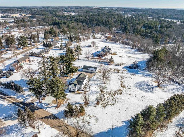 106 Bowman Road, Wisconsin Dells, WI 53965