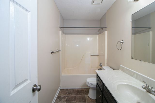 329 Northridge Dr, Clarksville, TN 37042