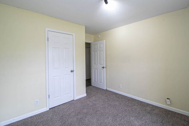 329 Northridge Dr, Clarksville, TN 37042