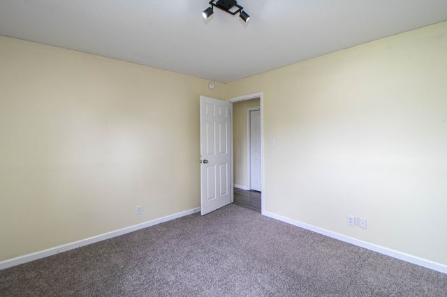 329 Northridge Dr, Clarksville, TN 37042