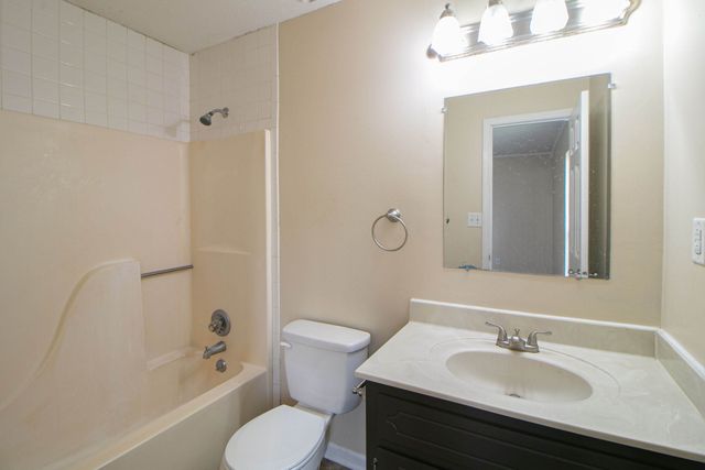 329 Northridge Dr, Clarksville, TN 37042