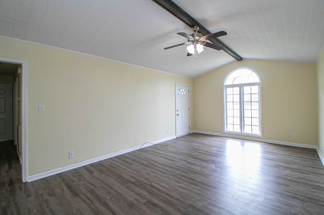 329 Northridge Dr, Clarksville, TN 37042