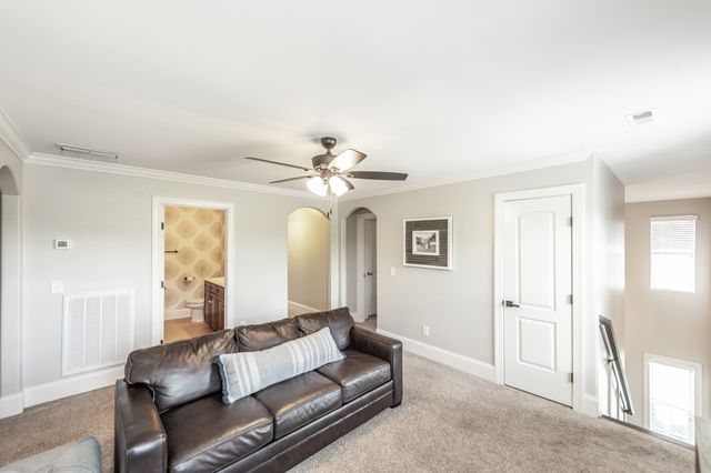 1328 Reynard Dr, Gallatin, TN 37066