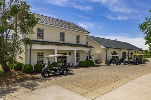 1328 Reynard Dr, Gallatin, TN 37066