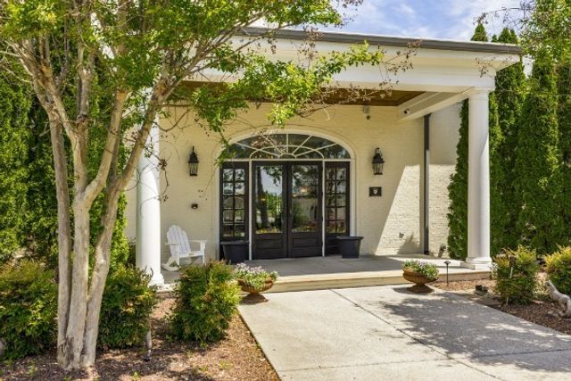 1328 Reynard Dr, Gallatin, TN 37066