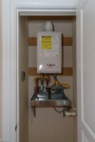 4522 Pleasant Ave Apt D, Norfolk, VA 23518