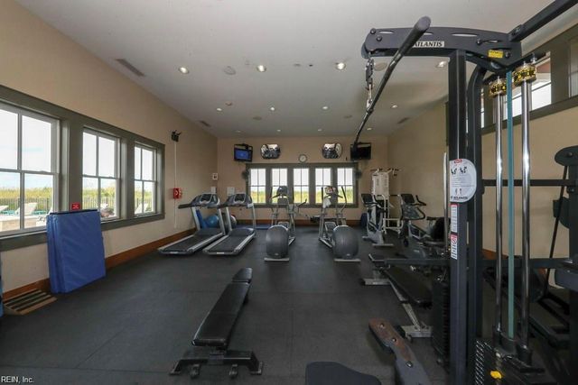 4522 Pleasant Ave Apt D, Norfolk, VA 23518