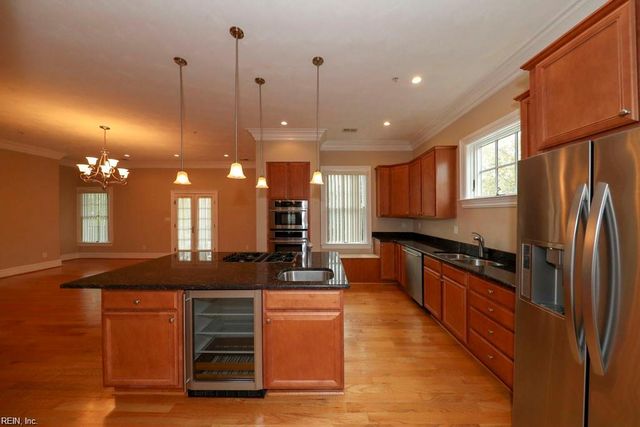 4522 Pleasant Ave Apt D, Norfolk, VA 23518