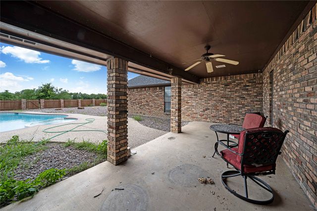 241 Highridge Drive, New Hope, TX 75071