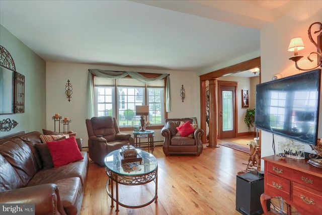 2431 S 3RD ST, Steelton, PA 17113
