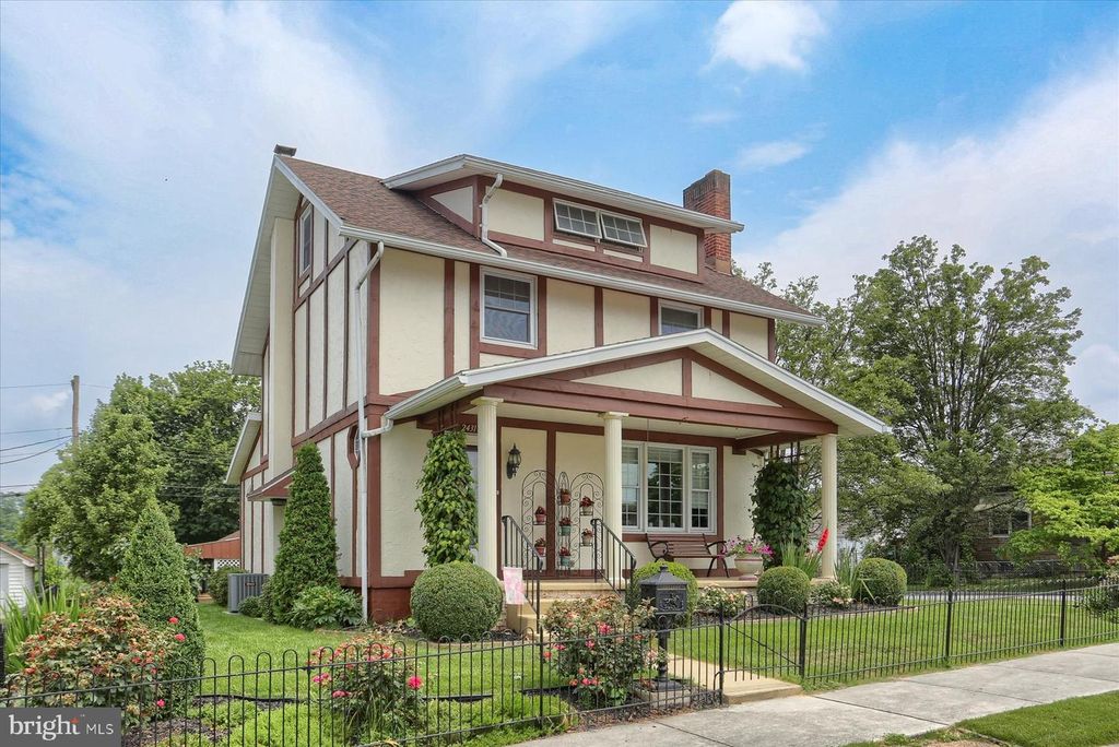 2431 S 3RD ST, Steelton, PA 17113
