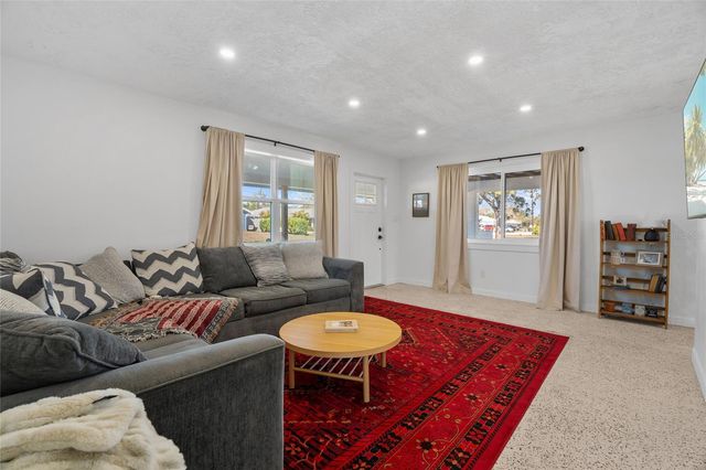 3217 TEAL AVENUE, Sarasota, FL 34232