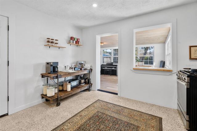 3217 TEAL AVENUE, Sarasota, FL 34232