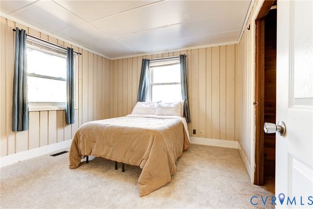 106 Monroe St, Locust Grove, VA 22508