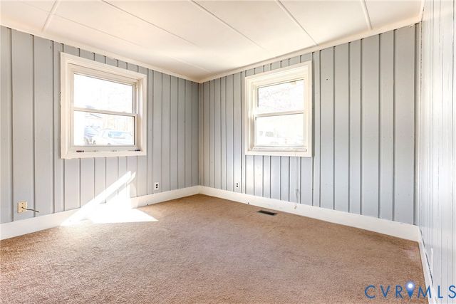 106 Monroe St, Locust Grove, VA 22508