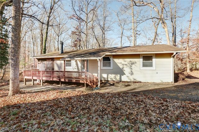 106 Monroe St, Locust Grove, VA 22508