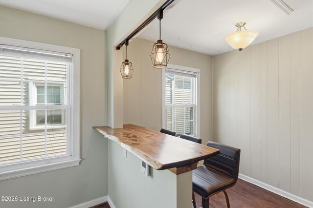 2619 Merhoff St, Louisville, KY 40217