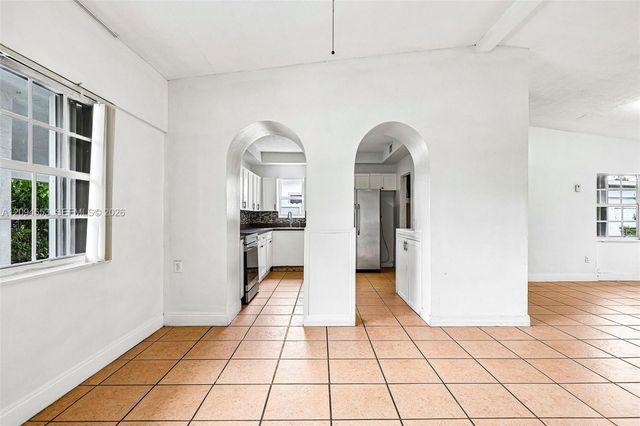 571 NE 172nd Street, North Miami Beach, FL 33162