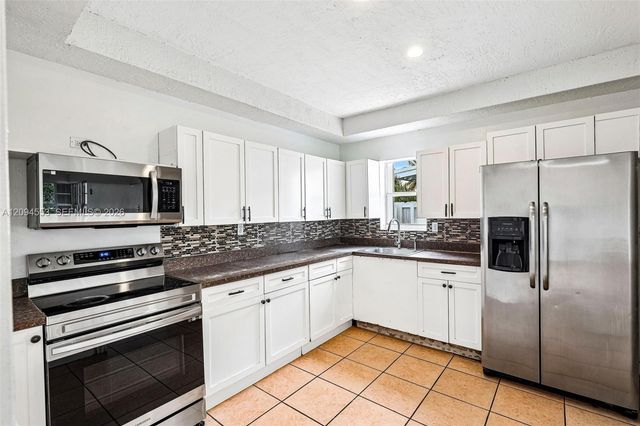 571 NE 172nd Street, North Miami Beach, FL 33162