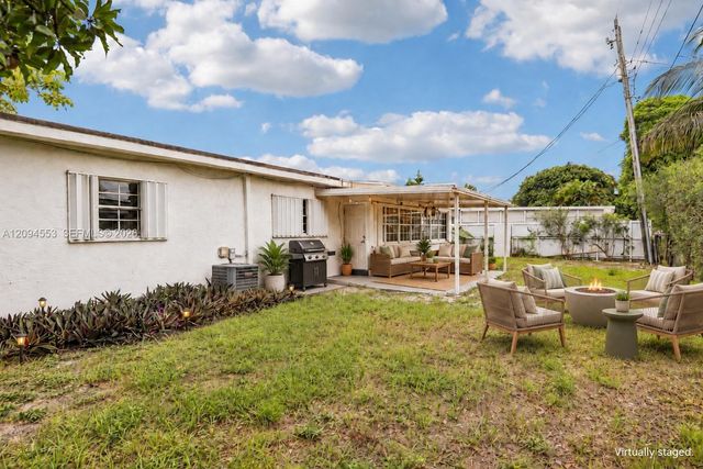 571 NE 172nd Street, North Miami Beach, FL 33162