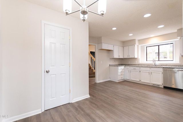 6001 Applewood Lane, Raleigh, NC 27609