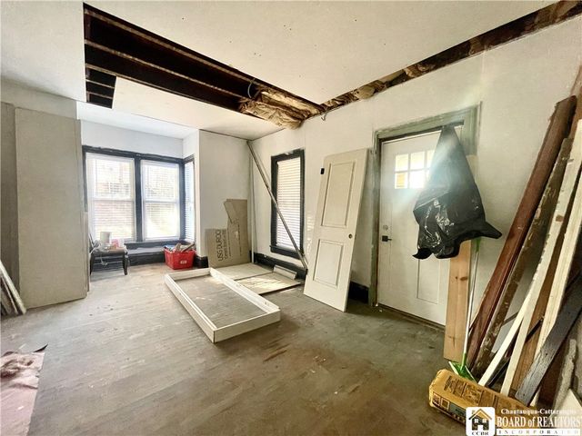 810 Washington Street, Jamestown, NY 14701