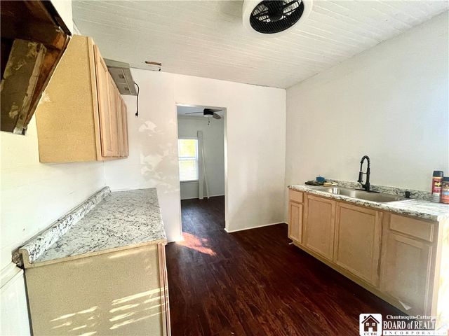 810 Washington Street, Jamestown, NY 14701