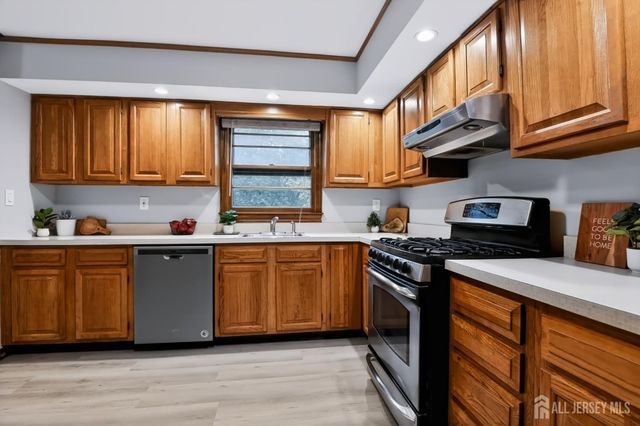 34 Harkins Road, Milltown, NJ 08850