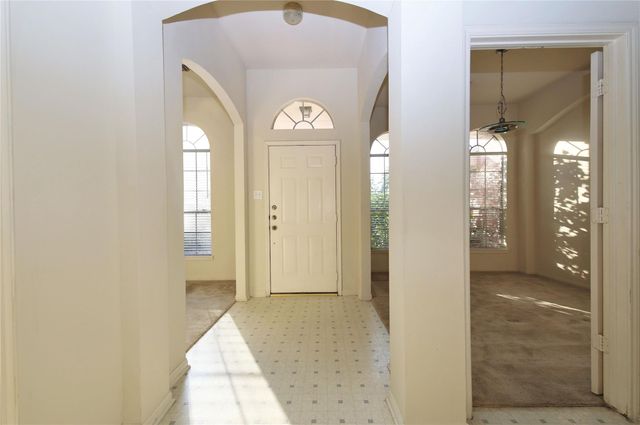 8811 Norham, Houston, TX 77083