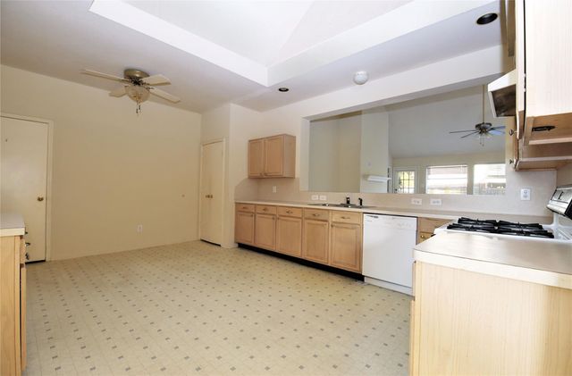 8811 Norham, Houston, TX 77083